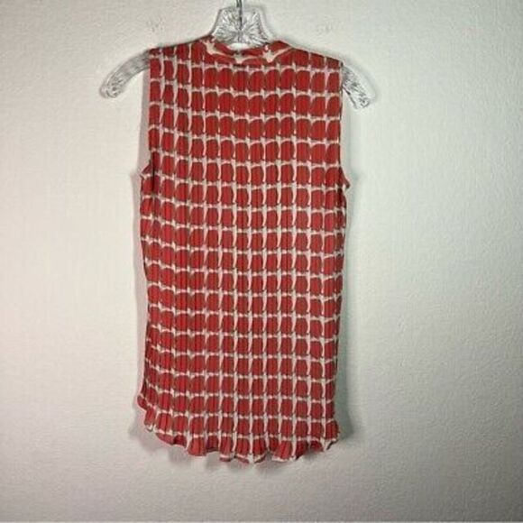 Alfani v neck elephant‎ tank top accordion back size 2 - Picture 2 of 6